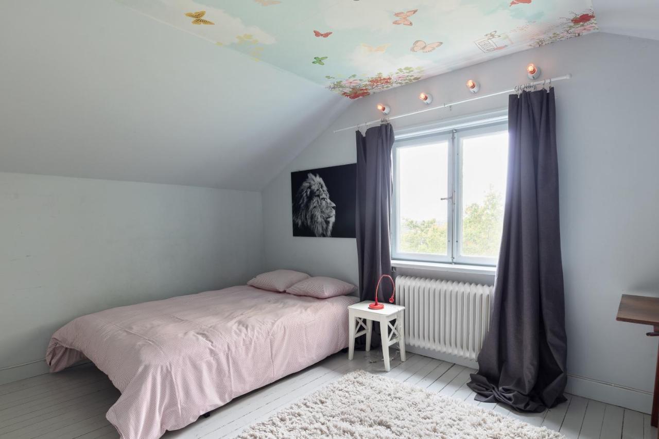 Fantastic 4 Bedroom Home In Bromma With Everything Stockholm Eksteriør billede