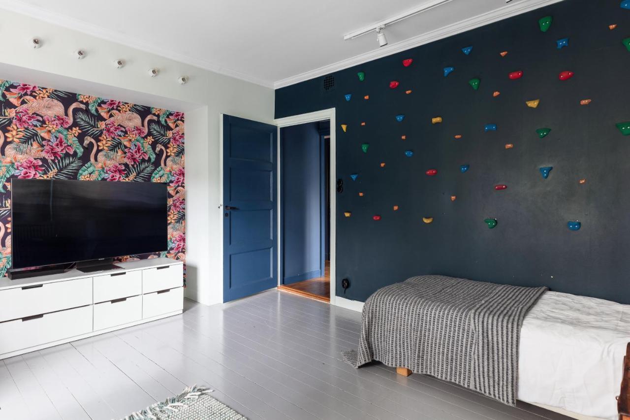 Fantastic 4 Bedroom Home In Bromma With Everything Stockholm Eksteriør billede